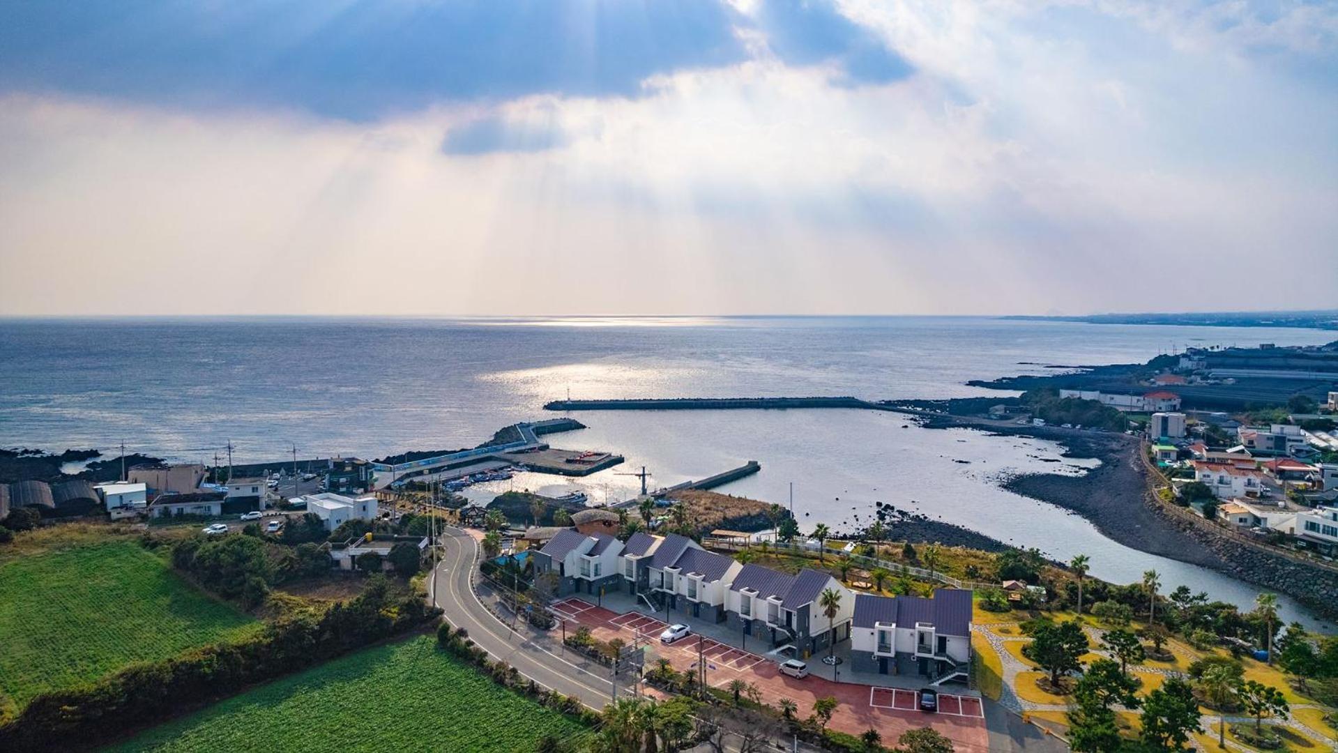 Jeju Badayeon Villa Szogüpho Kültér fotó